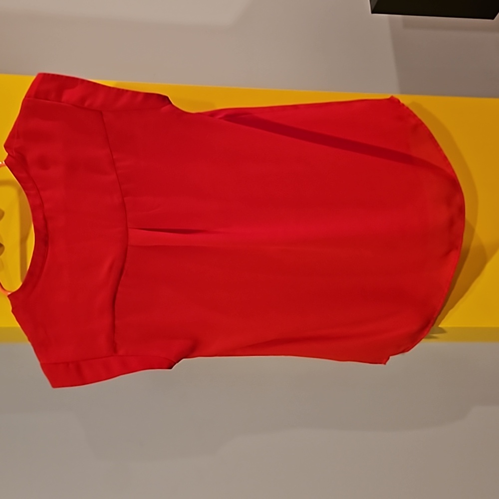Red The Limited Shell - Picture 3 of 3